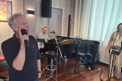 signal-2025-10-12-192837_010